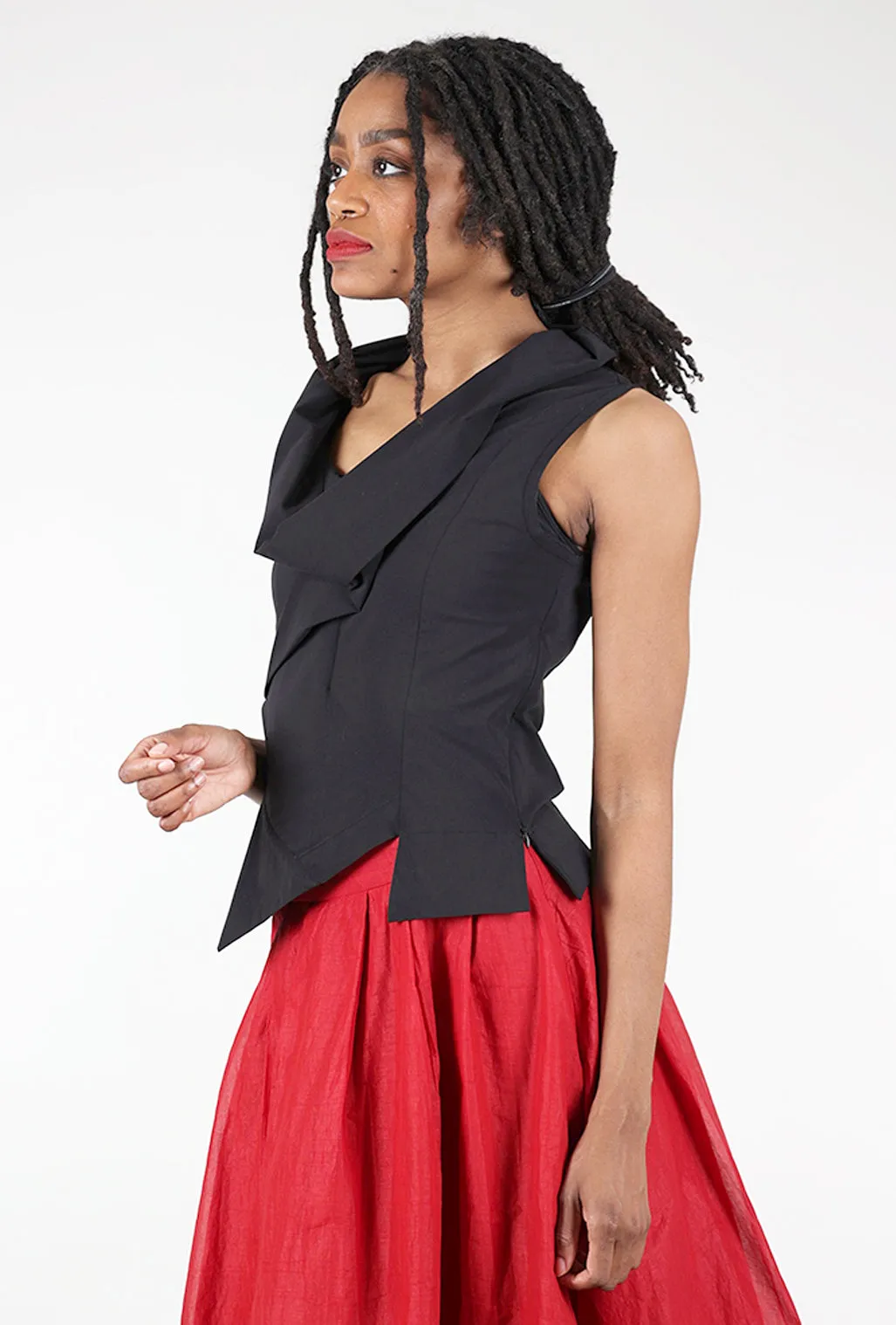 Anjil Top, Black